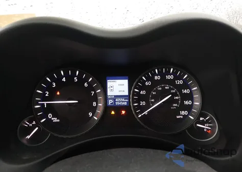 2018 Infiniti Q70 3.7 Luxe из США, поврежденный, VIN JN1BY1AP9JM180269